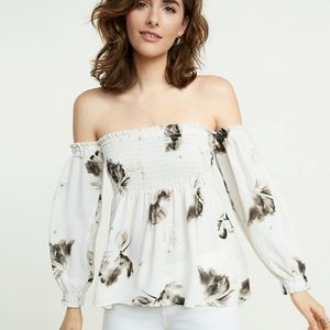 OFF THE SHOULDER FLORAL BLOUSE